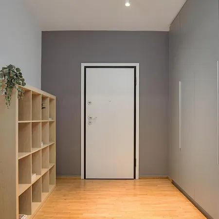 Athenian Stylish Living